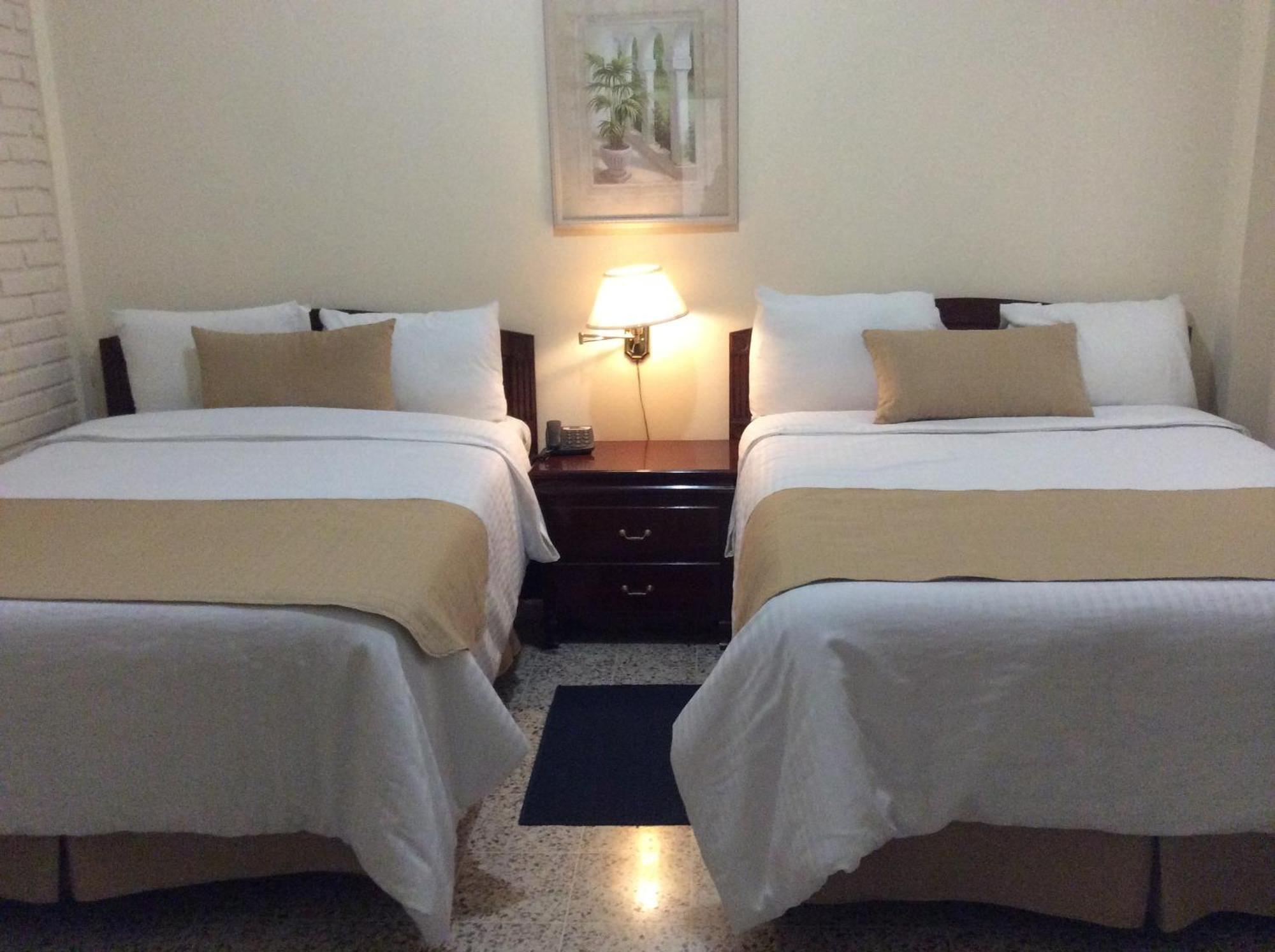 טגוסיגלפה Hotel Mac Arthur חדר תמונה